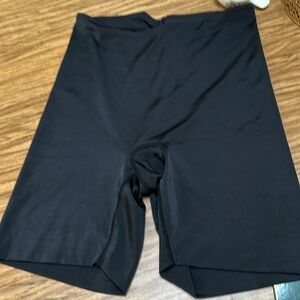 Black SPANX by Sara Blakey -X-Large- Never worn- Laundered